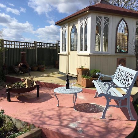 Little Basset Apartamento Kingsdown  Exterior foto